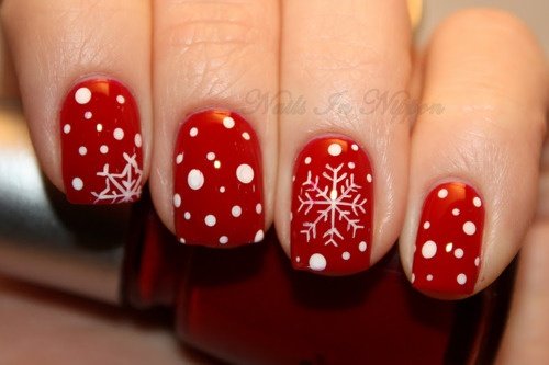 34 Striped Christmas Nail Art Designs