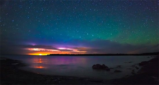 43 Beautiful Examples Of Night Scenes With Aurora In The Sky - World inside pictures