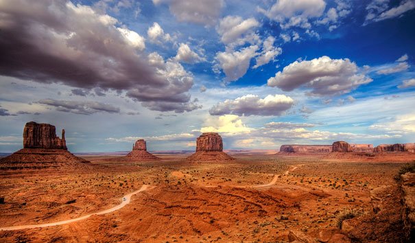 amazing-places-monument-valley-3