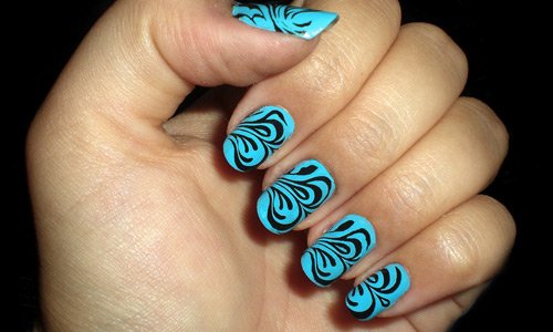 77-bluish-nail-art