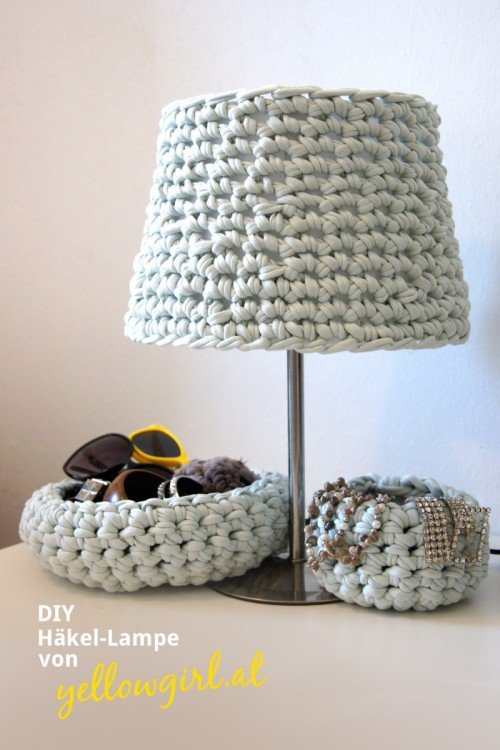 awesome-crocheted-diys-for-cozy-home-decor1