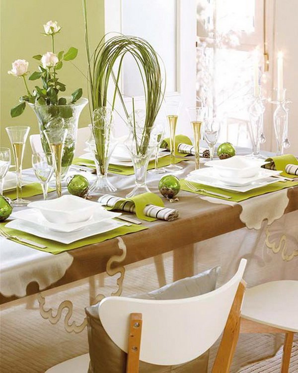 Modern-Christmas-Table-Decorations-for-2012_19