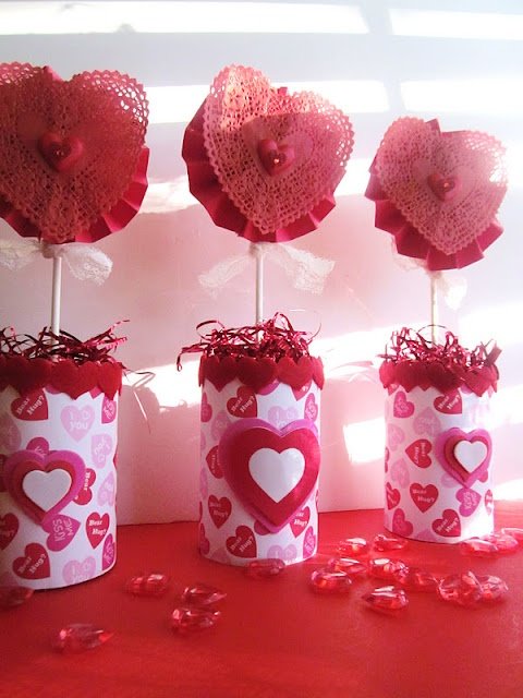 22 Valentine&#039;s Day DIY Centerpieces - World inside pictures