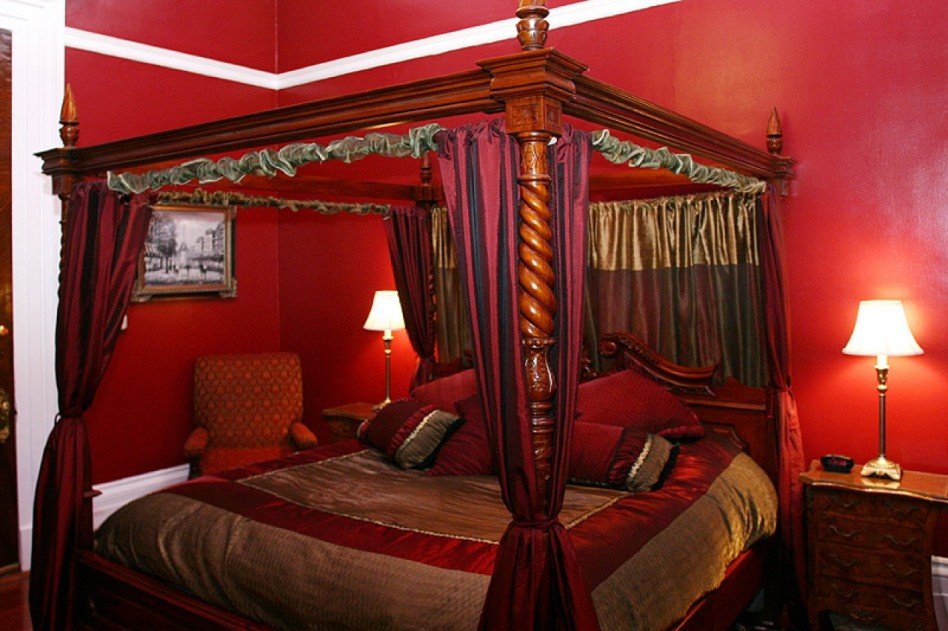 12 Romantic Bedroom Ideas In Red Color World inside pictures