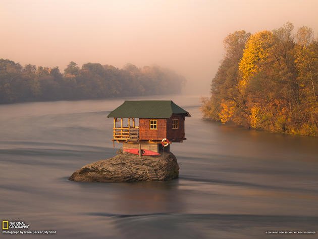 river-house-serbia