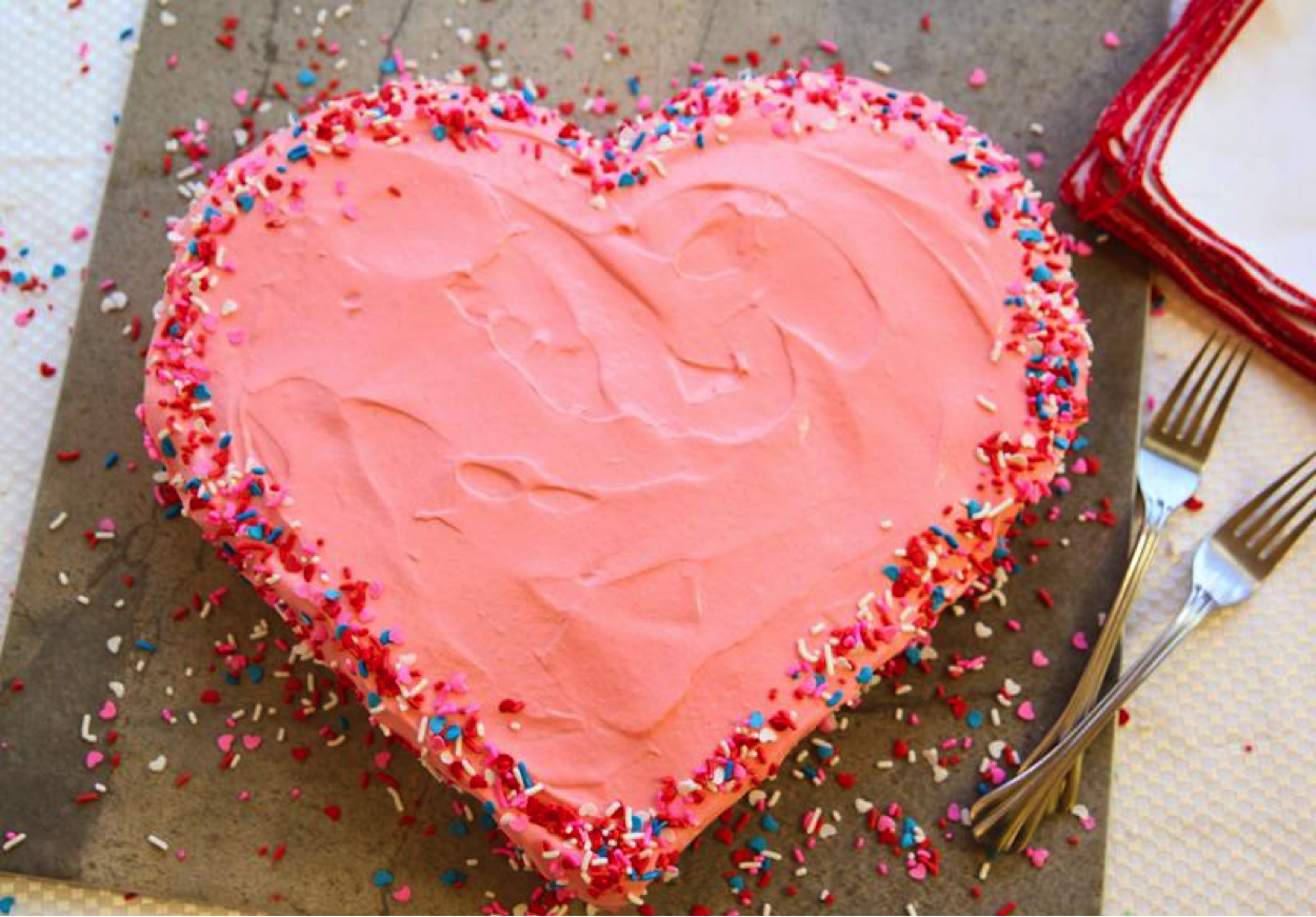 14 Sweet Heart Shaped Cake Disign Ideas - World inside pictures