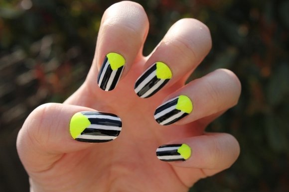 25 Trendy Neon Nail Art Designs - World inside pictures