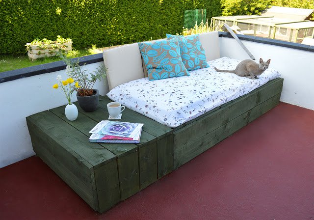 wooden bench made from pallets