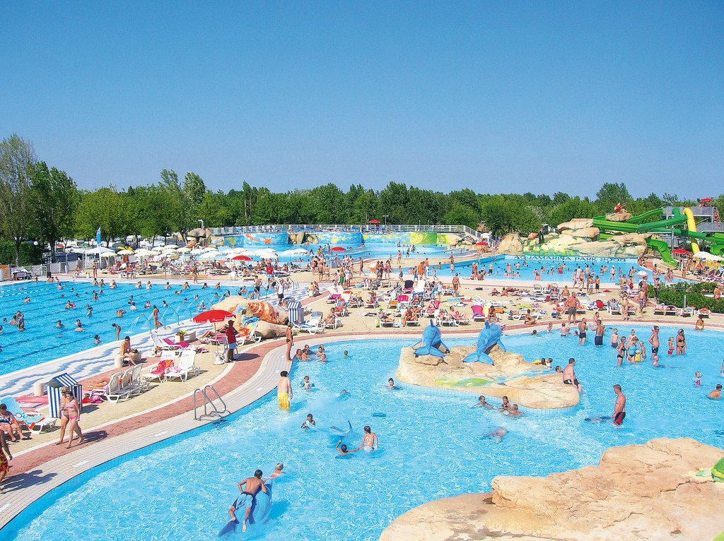 MARINA-DI-VENEZIA-PISCINA-2