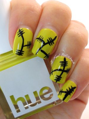 14 Spooky Halloween Nails Designs That Are Better Than Your Costumes ...