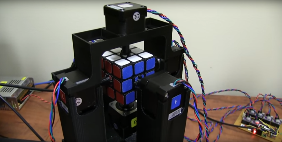 rubiks_cube_robot_1_second-930x467