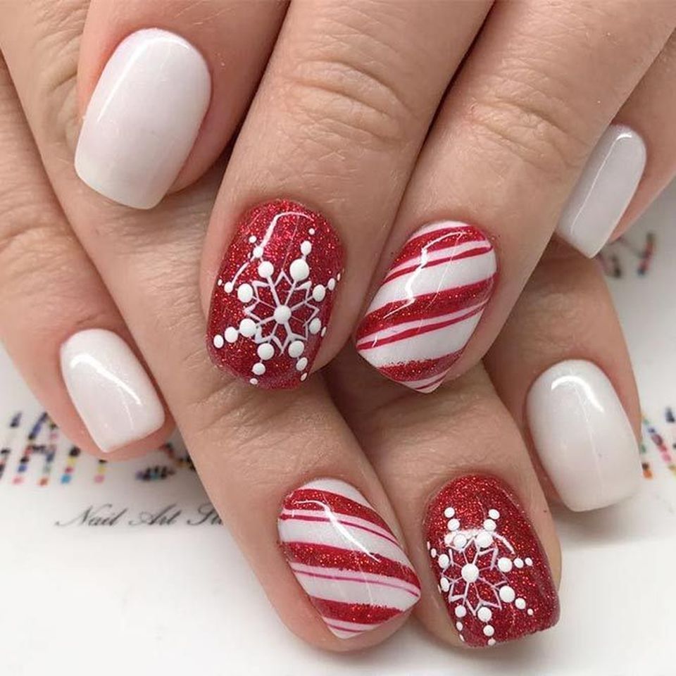 Whimsical Winter Manicure That Will Make Your Nails Stand Out - World