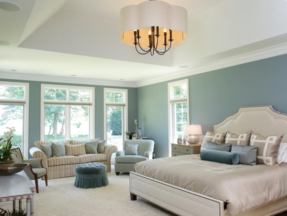 sitting area in bedroom