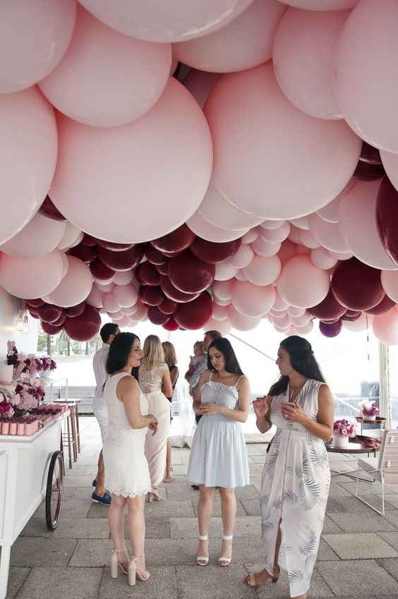 balloon decoration for engagement