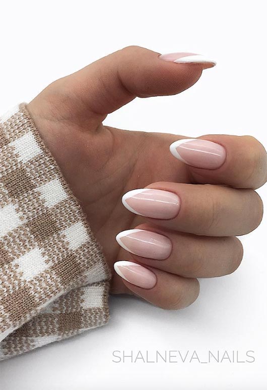 French Manicure Ideas That Are Super Cool And Versatile | World inside