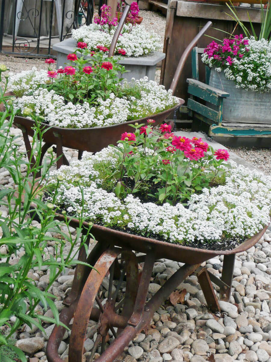 outdoor rustic garden decor