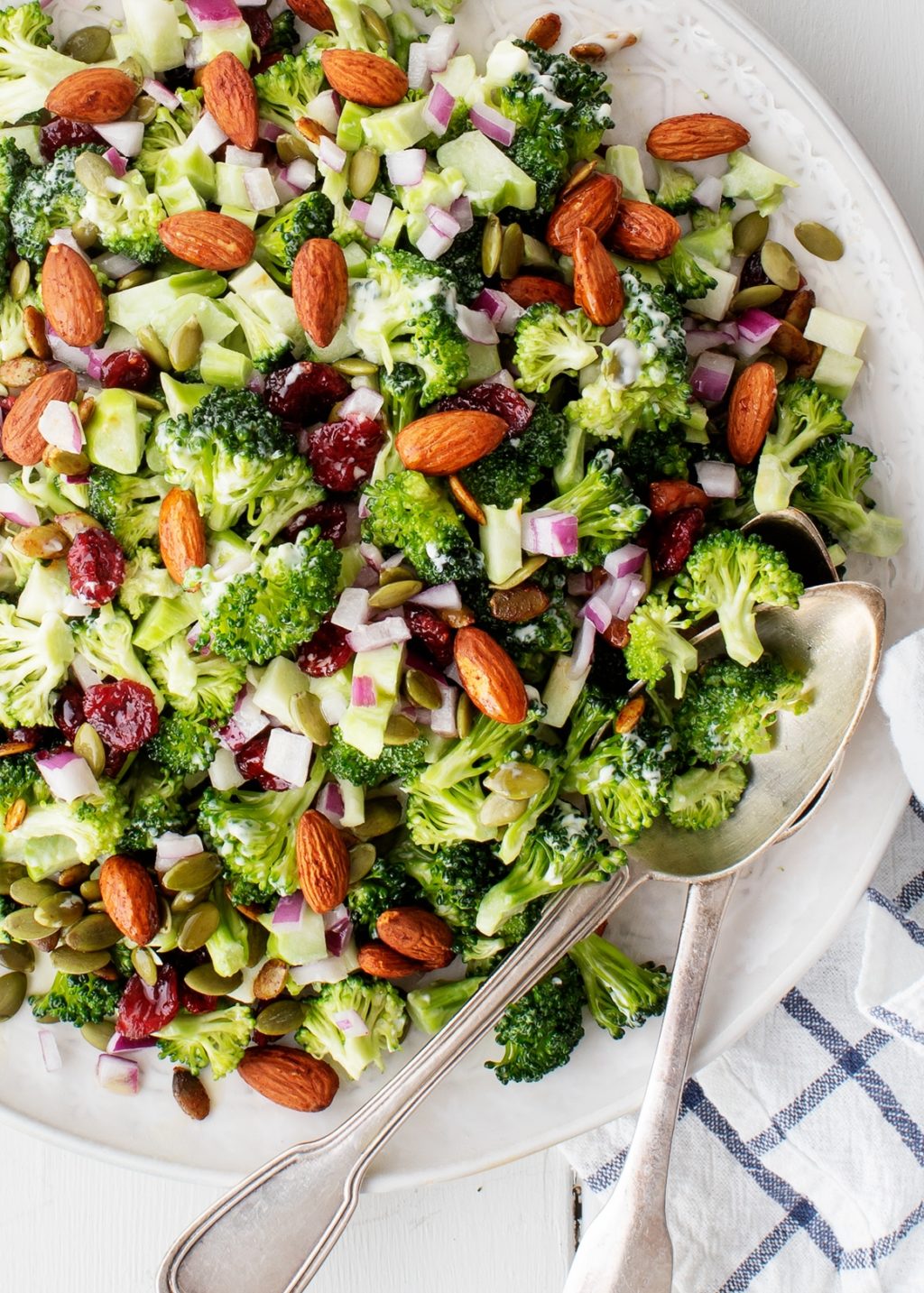 Healthy Vegetables Salads That Will Win You At First Bite ...