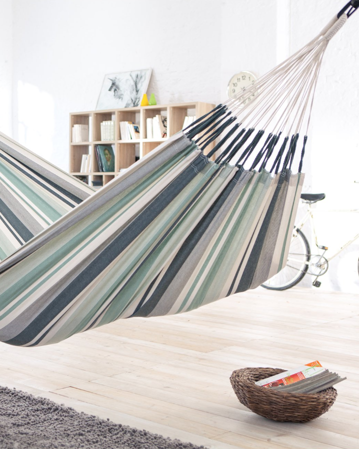 reading hammock