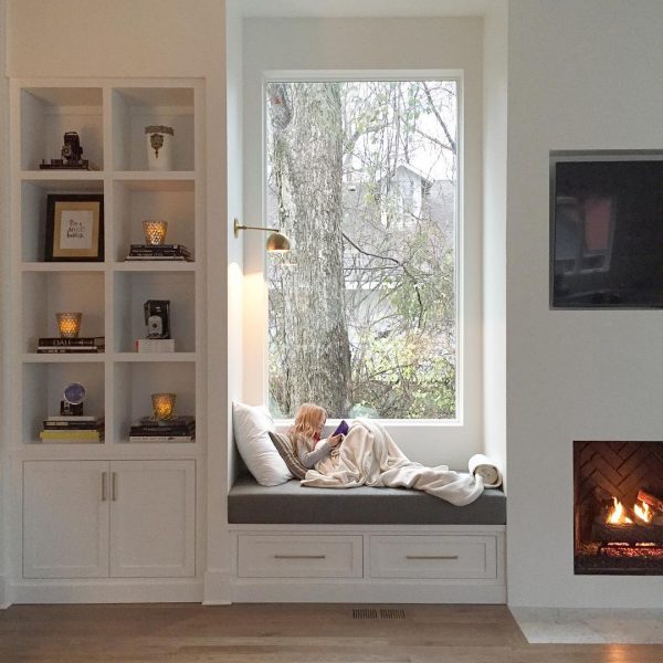 reading window nook