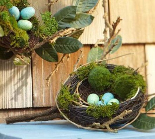 Easter table decorations