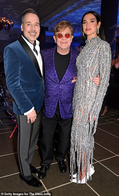 elton john oscar party outfits