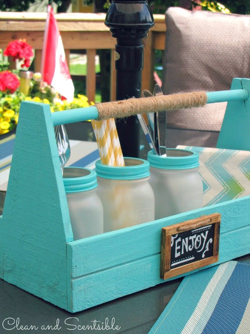 DIY picnic caddy