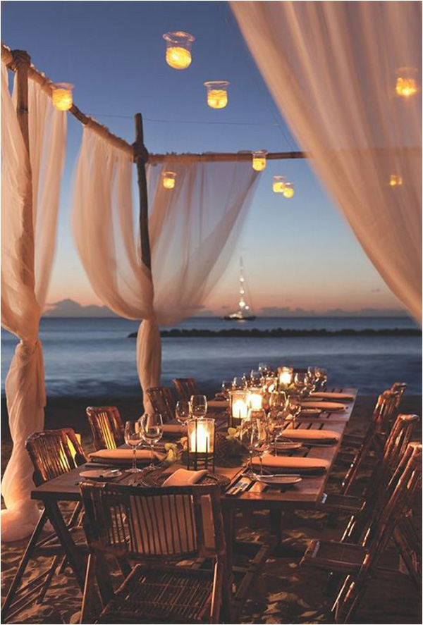 beach wedding tables