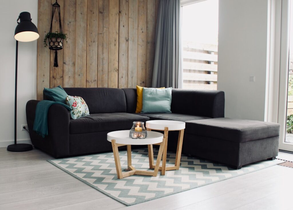 Small Living Room Ideas on a Budget That Look Amazing