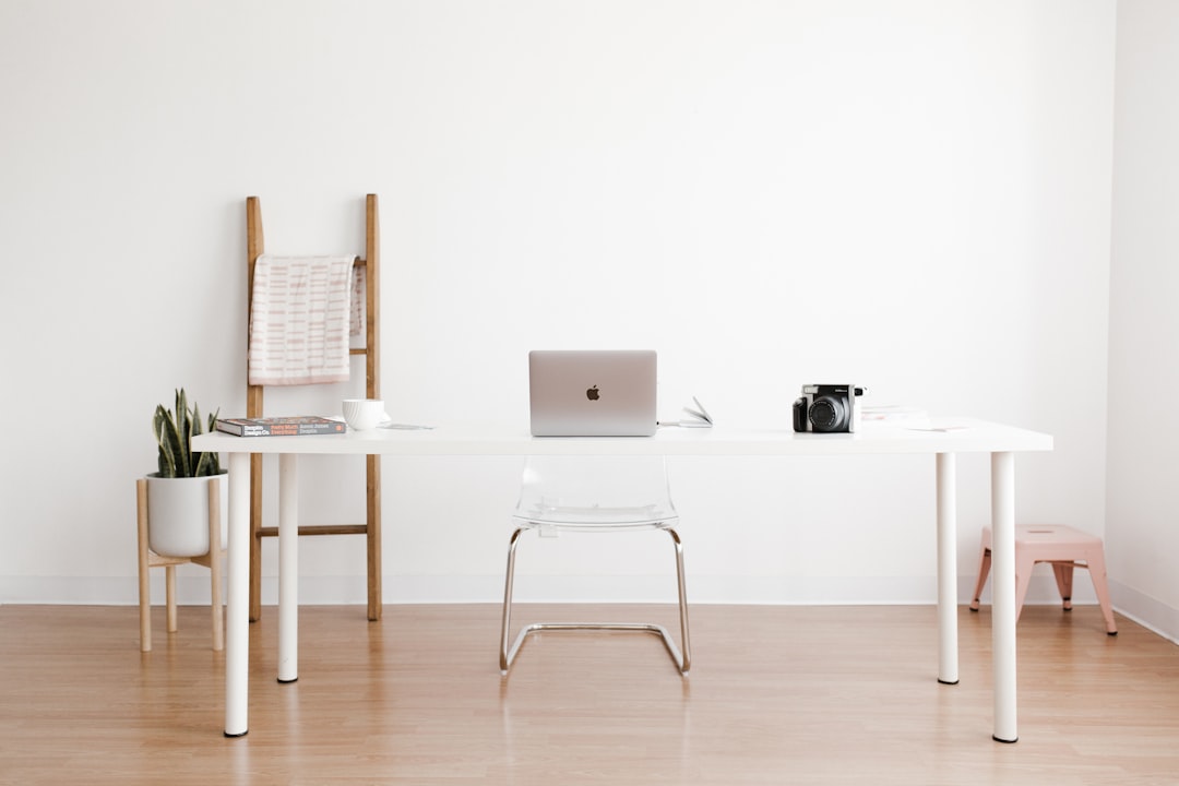 Visual Tricks That Make Small Spaces Feel Expansive